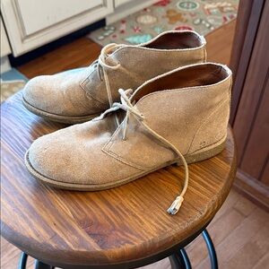 Lucky Brand 🌾 Eberline suede wallaby style booties euc size 8